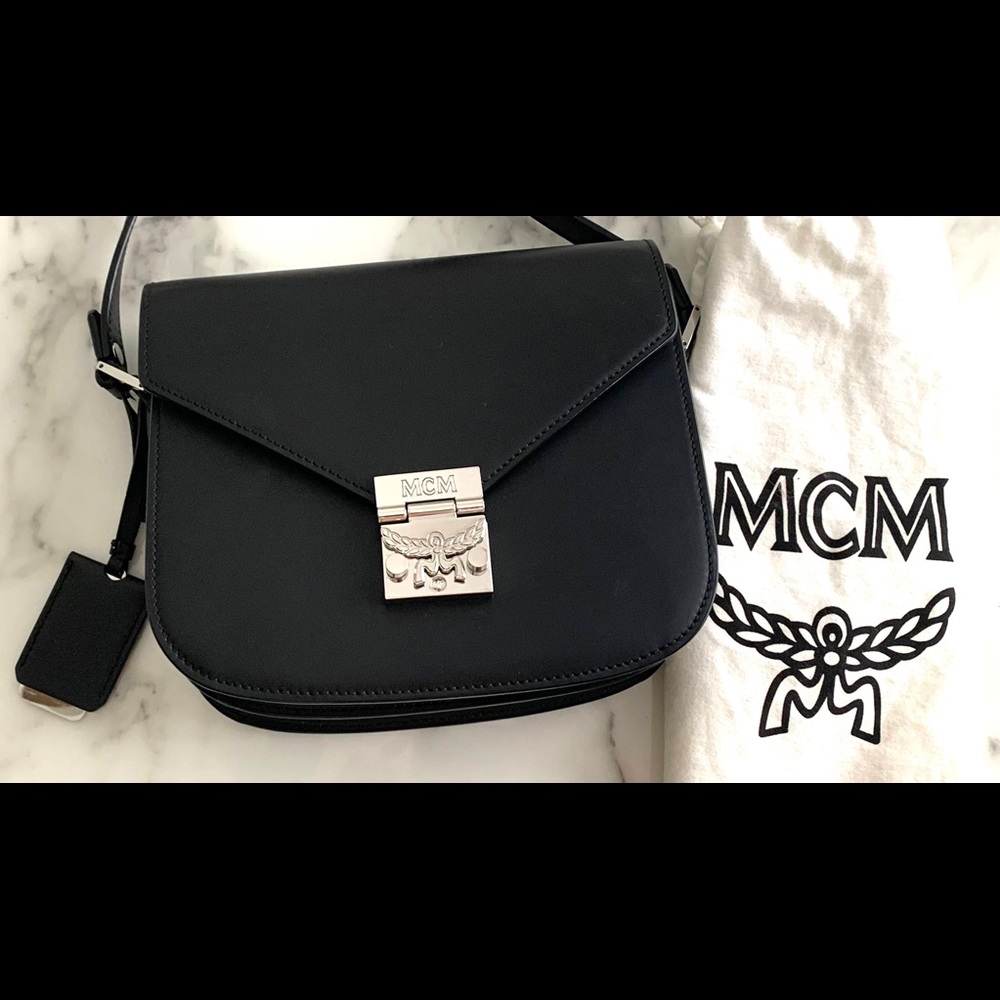 Black MCM box bag - Picture 4 of 5